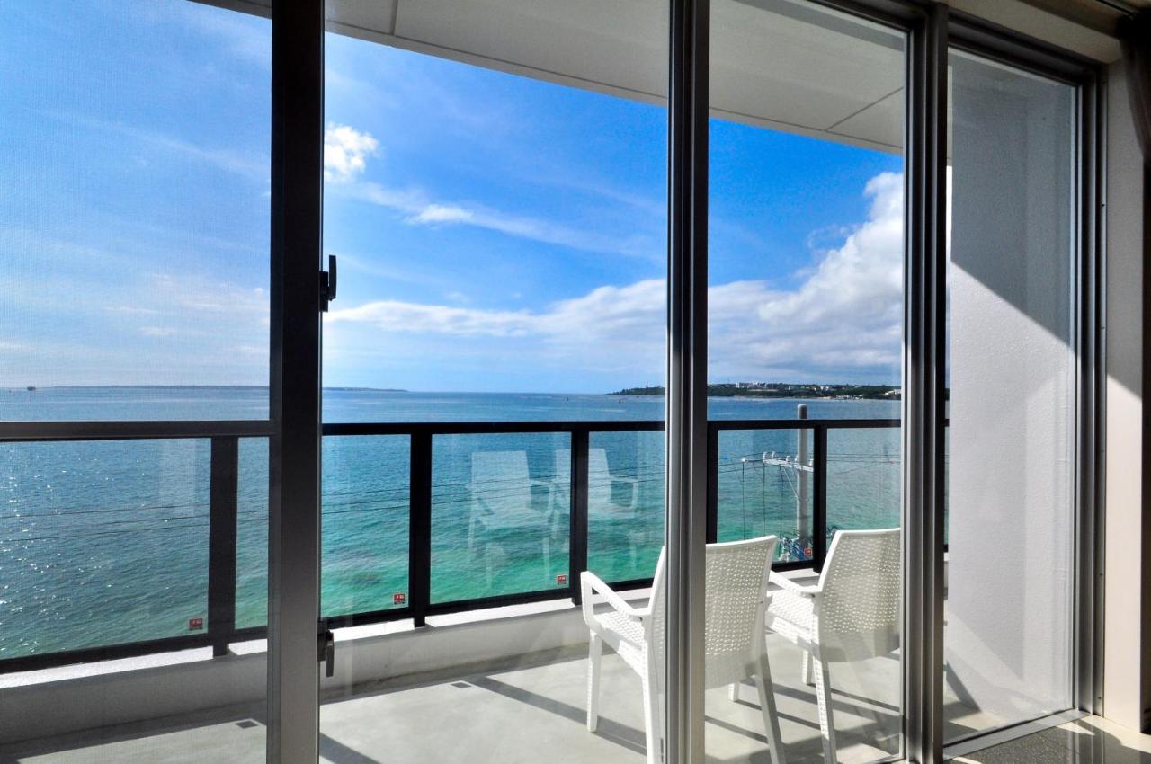 Costa Bella Condominium Resort Motobu Bagian luar foto