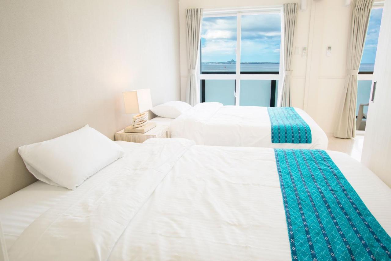 Costa Bella Condominium Resort Motobu Bagian luar foto