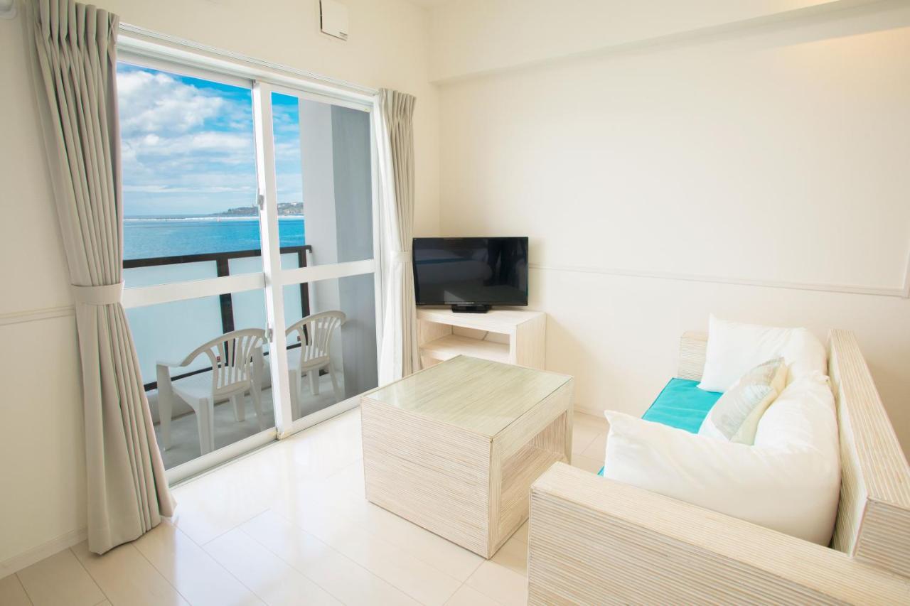 Costa Bella Condominium Resort Motobu Bagian luar foto